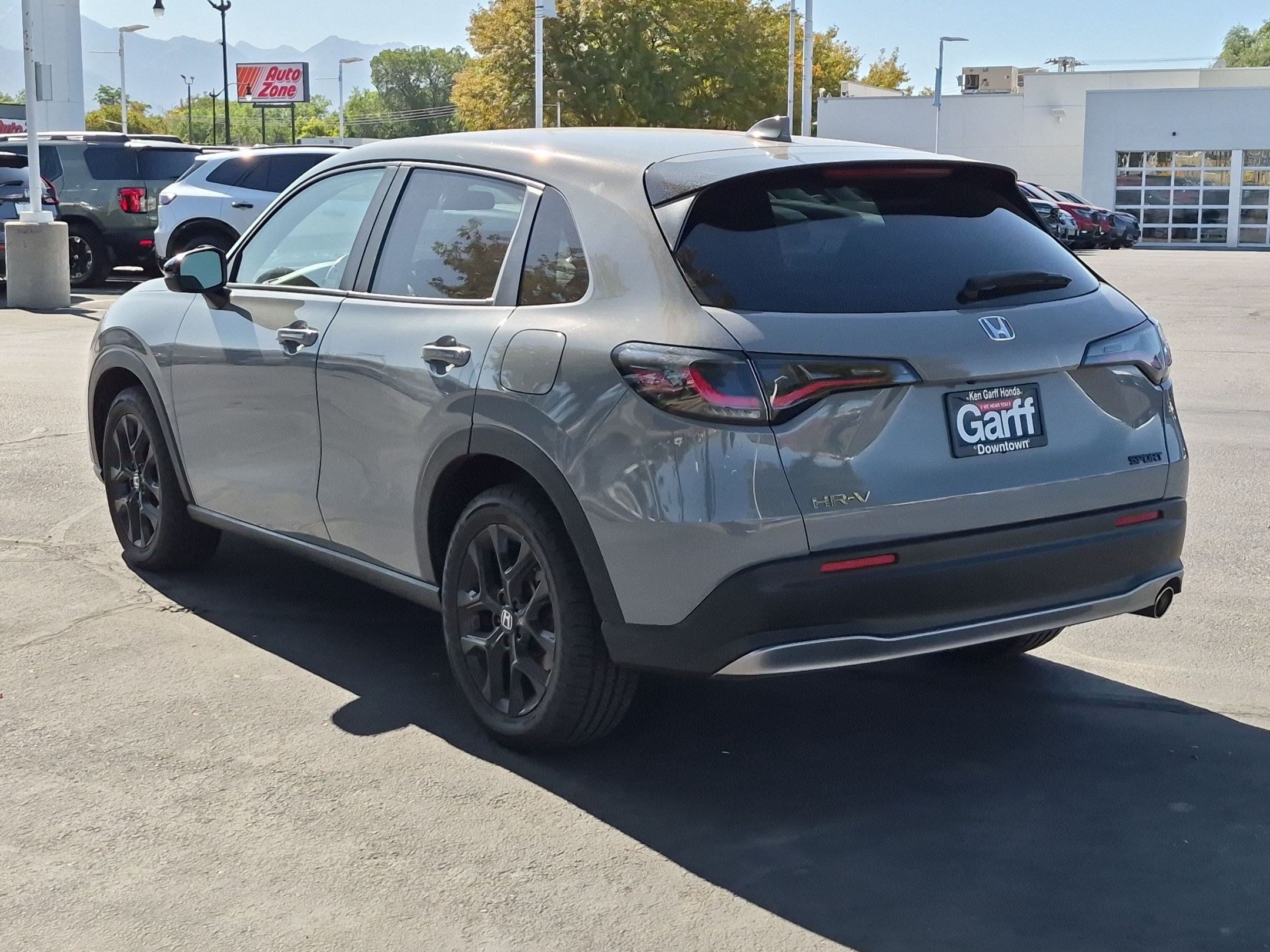 Used 2024 Honda HR-V Sport image 8