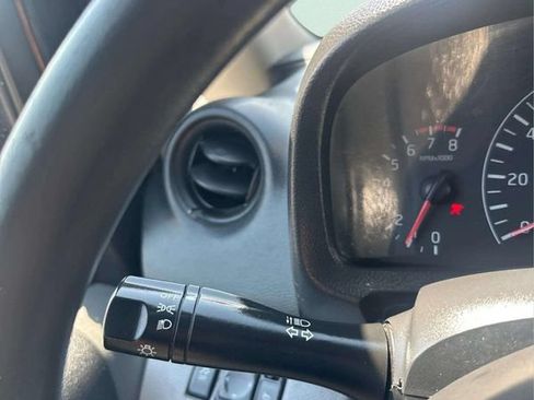 Used 2015 Nissan NV200 SV w/ Technology Package FWD image 20