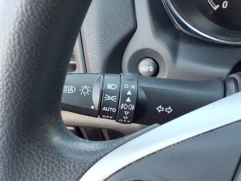 Used 2024 Mitsubishi Outlander Sport LE AWD/4WD image 29
