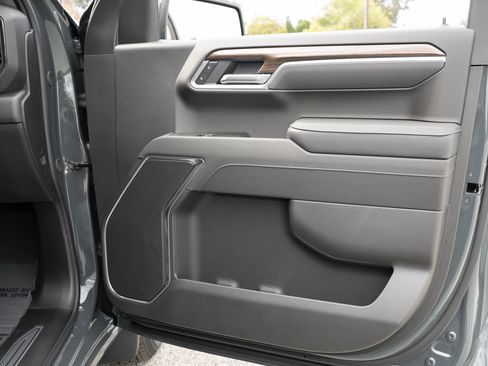 New 2026 Chevrolet Silverado 1500 LT w/ Leather Package image 38