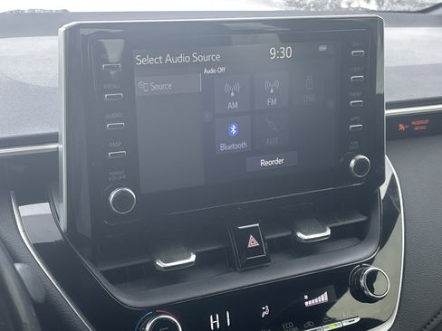 Used 2020 Toyota Corolla SE image 15