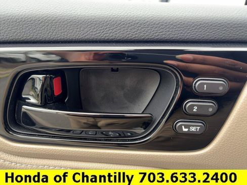Certified 2024 Honda Odyssey Touring image 21