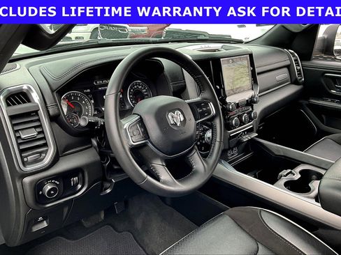 Used 2024 RAM 1500 Laramie AWD/4WD image 11