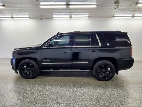 Used 2020 GMC Yukon Denali w/ Denali Ultimate Black Edition image 7