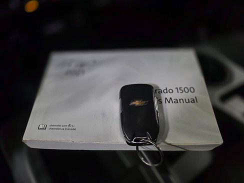 Used 2021 Chevrolet Silverado 1500 LT w/ All Star Edition Plus image 41