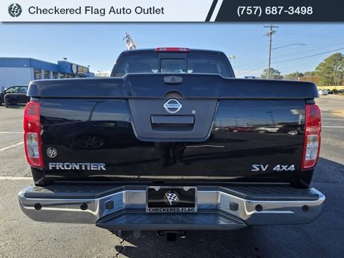 Used 2018 Nissan Frontier SV w/ Value Truck Package image 6