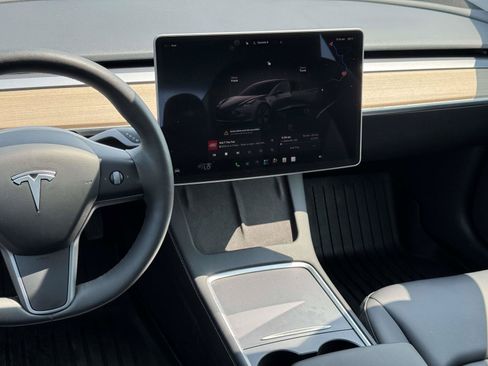 Used 2023 Tesla Model 3 Long Range AWD/4WD image 3