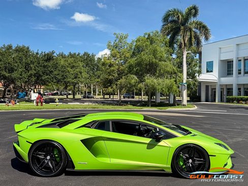 Used 2018 Lamborghini Aventador S AWD/4WD image 56