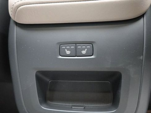 New 2026 Volvo XC60 B5 Plus w/ Protection Package Premier image 34