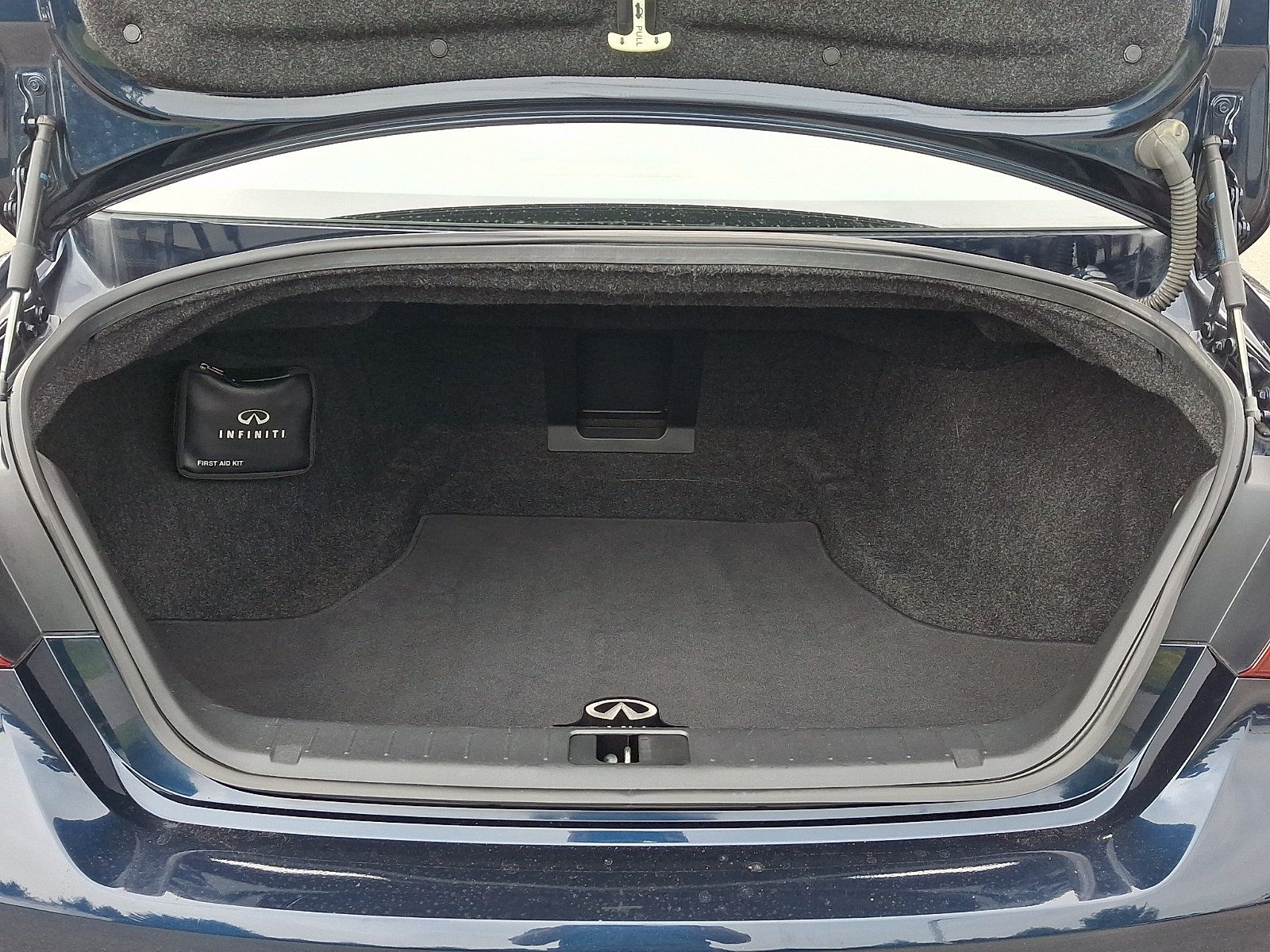 Used 2015 INFINITI Q70 3.7 AWD/4WD image 32