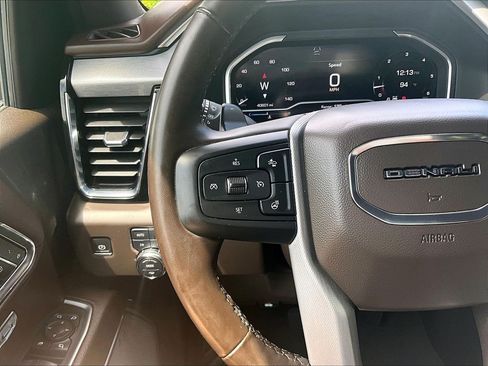 Used 2024 GMC Sierra 1500 Denali w/ Denali Reserve Package AWD/4WD image 23