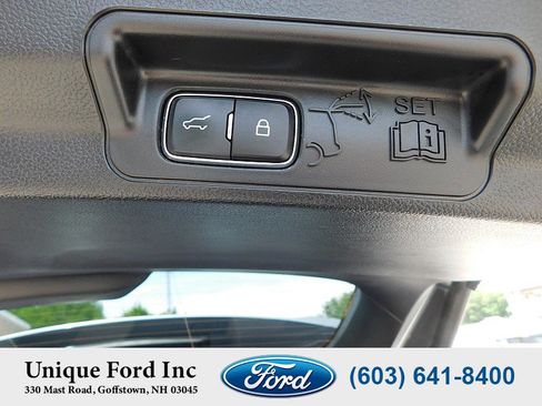 Used 2023 Ford Explorer XLT w/ Equipment Group 202A AWD/4WD image 29