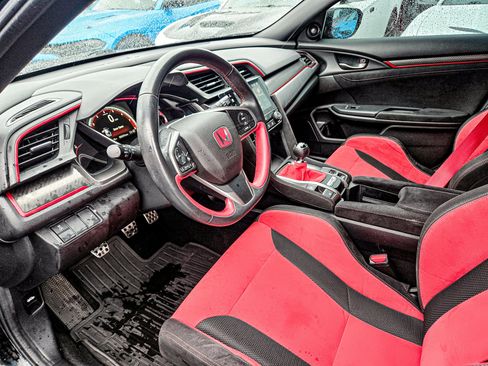 Used 2017 Honda Civic Type R image 9