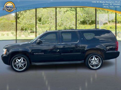 Used 2014 Chevrolet Suburban LT AWD/4WD image 24