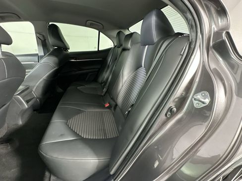 Used 2022 Toyota Camry SE w/ Convenience Package FWD image 22