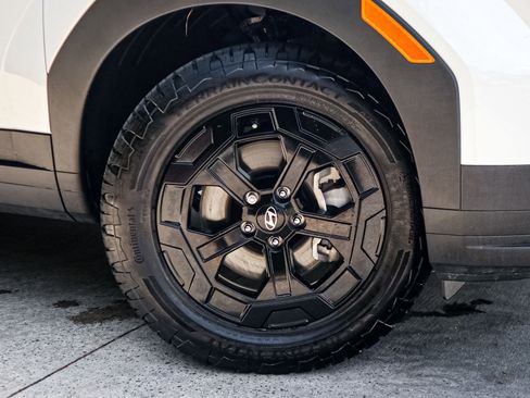 Used 2025 Hyundai Santa Fe XRT image 13