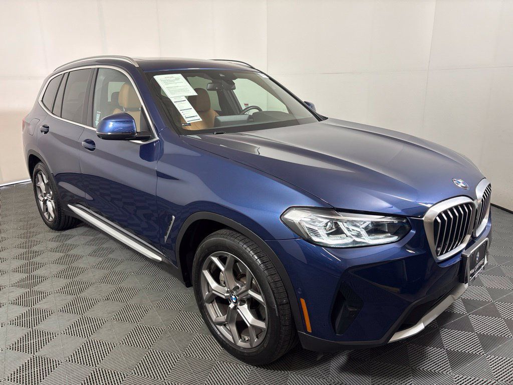 Certified 2023 BMW X3 sDrive30i w/ Premium Package w/ZPA RWD image 4