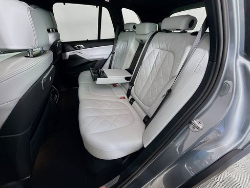 Used 2026 BMW X5 sDrive40i w/ Executive Package image 26