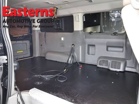 Used 2020 Nissan NV 3500 SL RWD image 9