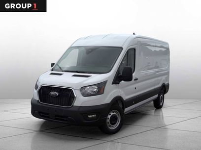 New 2025 Ford Transit 250 148 Medium Roof w/ Load Area Protection Package