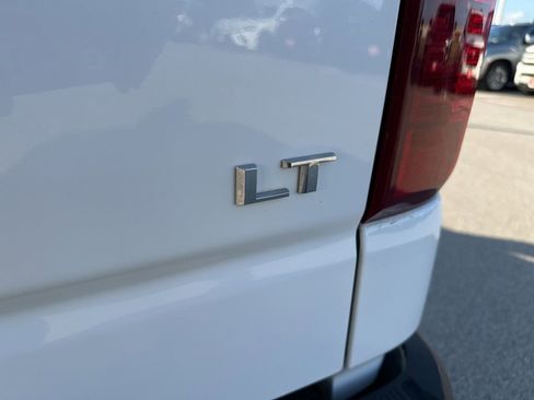 Used 2022 Chevrolet Silverado 1500 LT w/ Z71 Off-Road Package image 37