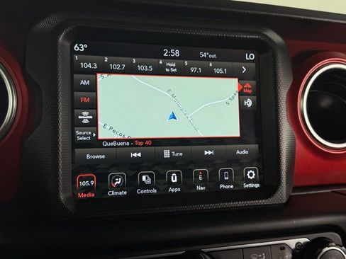 Used 2022 Jeep Wrangler Unlimited Rubicon image 16