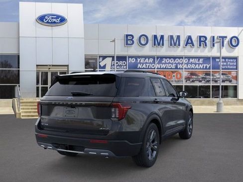 New 2026 Ford Explorer Active AWD/4WD image 8