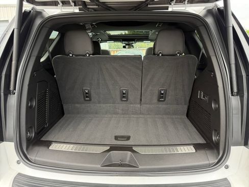Used 2023 Chevrolet Tahoe RST w/ Luxury Package AWD/4WD image 27