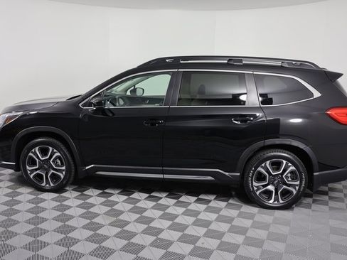 Used 2024 Subaru Ascent Limited image 5