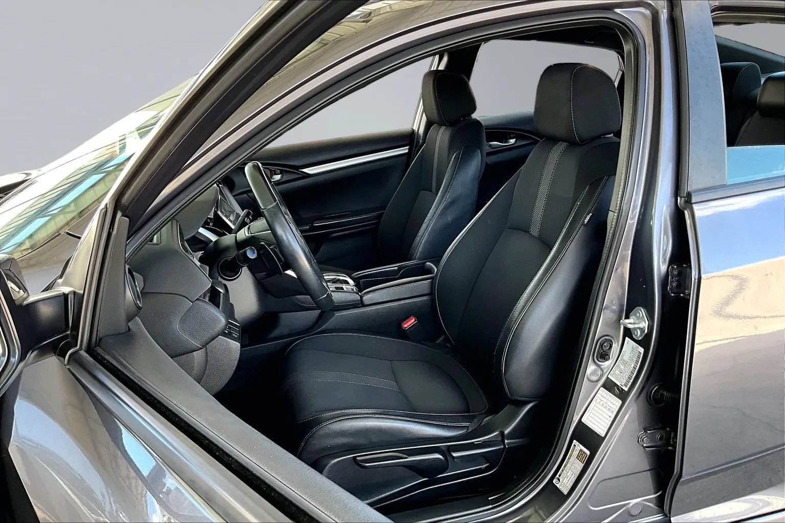 Used 2021 Honda Civic Sport image 18