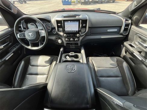 Used 2024 RAM 1500 Laramie image 15