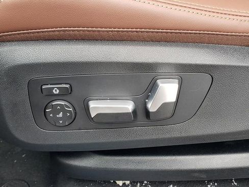 New 2026 BMW X5 xDrive40i w/ Premium Package image 19