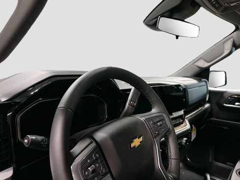 New 2026 Chevrolet Silverado 1500 LT AWD/4WD image 12