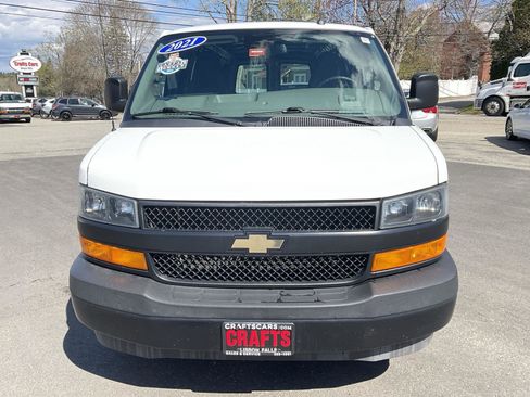 Used 2021 Chevrolet Express 2500 Extended RWD image 8