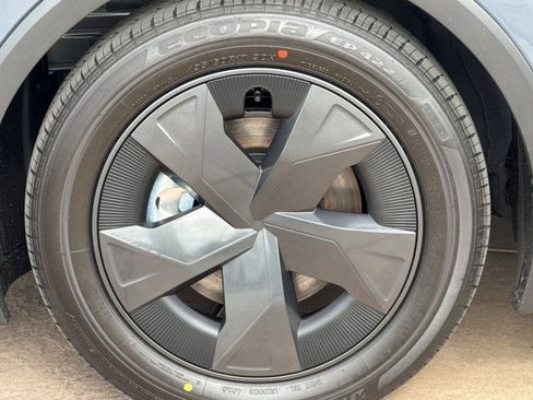 New 2026 Toyota Prius Plug-In Hybrid image 32