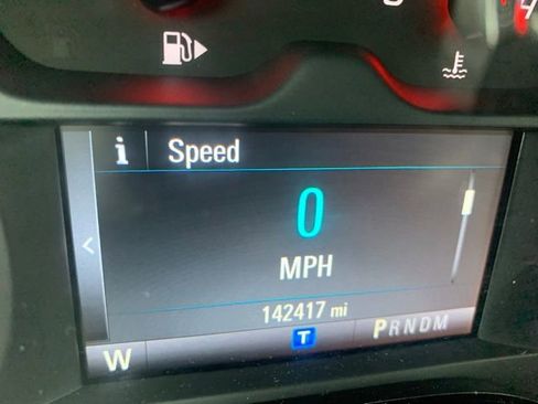 Used 2016 Chevrolet Camaro LT RWD image 14