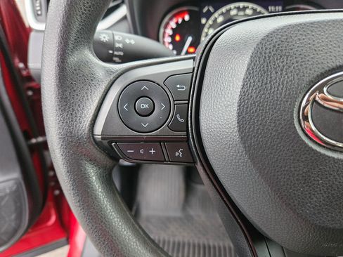 Used 2023 Toyota RAV4 XLE image 20