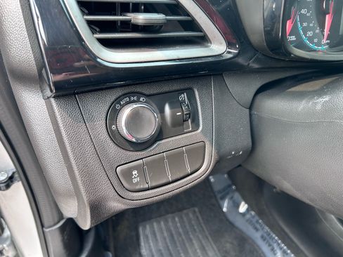 Used 2021 Chevrolet Spark LT FWD image 19