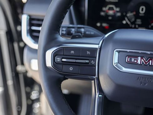 Used 2026 GMC Terrain Elevation w/ Black Edition FWD image 17