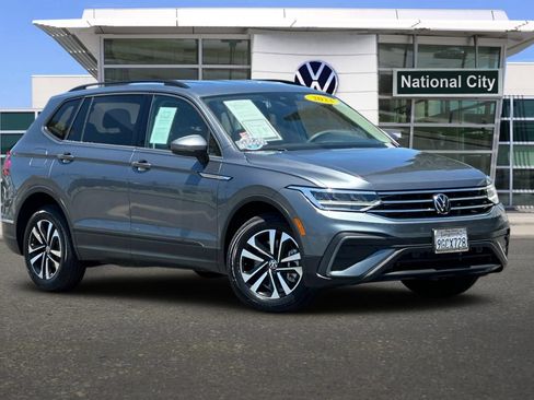 Used 2023 Volkswagen Tiguan S w/ Driver Assistance Package FWD image 2