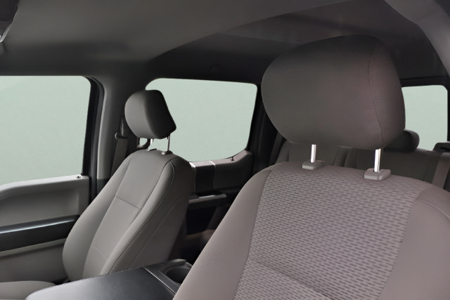 Used 2018 Ford F150 XLT w/ Equipment Group 302A Luxury AWD/4WD image 10