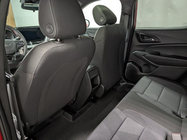 New 2026 Chevrolet Trax RS w/ Sunroof Package FWD image 13