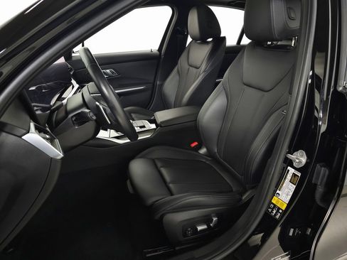 Used 2023 BMW 330i xDrive Sedan w/ Convenience Package image 15