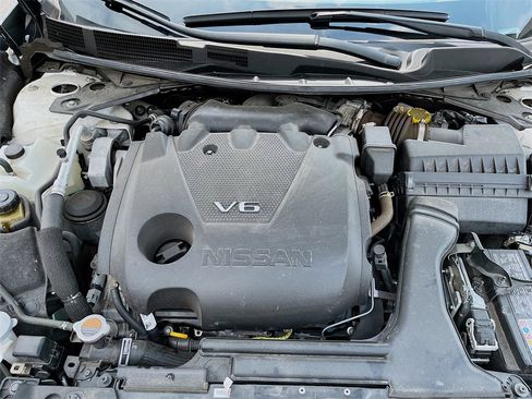 Used 2023 Nissan Maxima Platinum w/ Sport Mat Group image 32