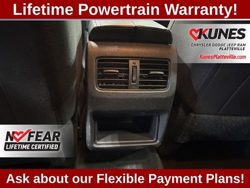 Used 2023 Nissan Rogue S image 19