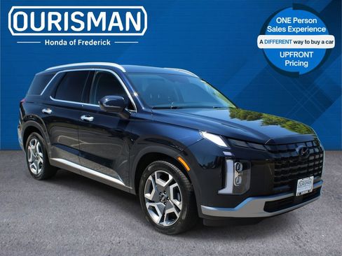 Used 2024 Hyundai Palisade Limited AWD/4WD image 1