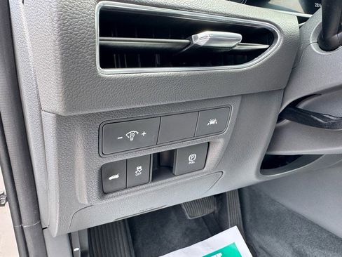 Used 2020 Hyundai Sonata SEL w/ Convenience + Sunroof Package FWD image 13