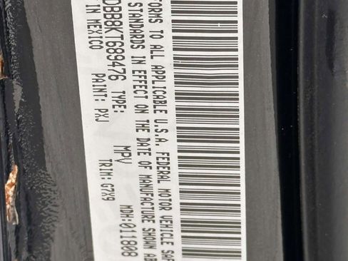 Used 2019 Jeep Compass Latitude image 33