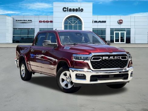 Used 2025 RAM 1500 Big Horn AWD/4WD image 1