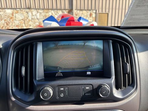 Used 2022 GMC Canyon AT4 image 49